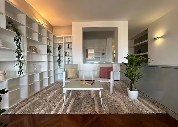 Paceville Sandy With Jacuzzi & Free Parking アパート