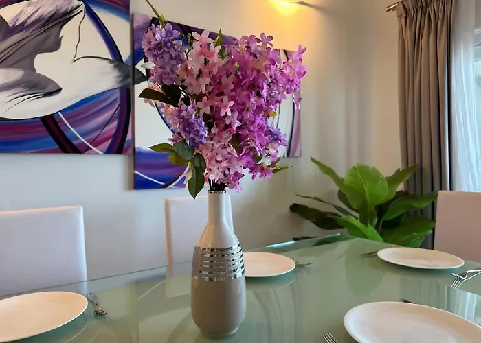 Paceville Sandy With Jacuzzi & Free Parking アパート Saint Julian's